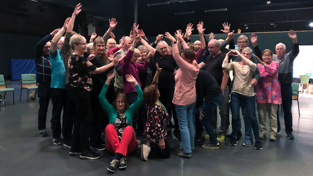 60+ kulttuuriaamupäivän ikäihmisiä